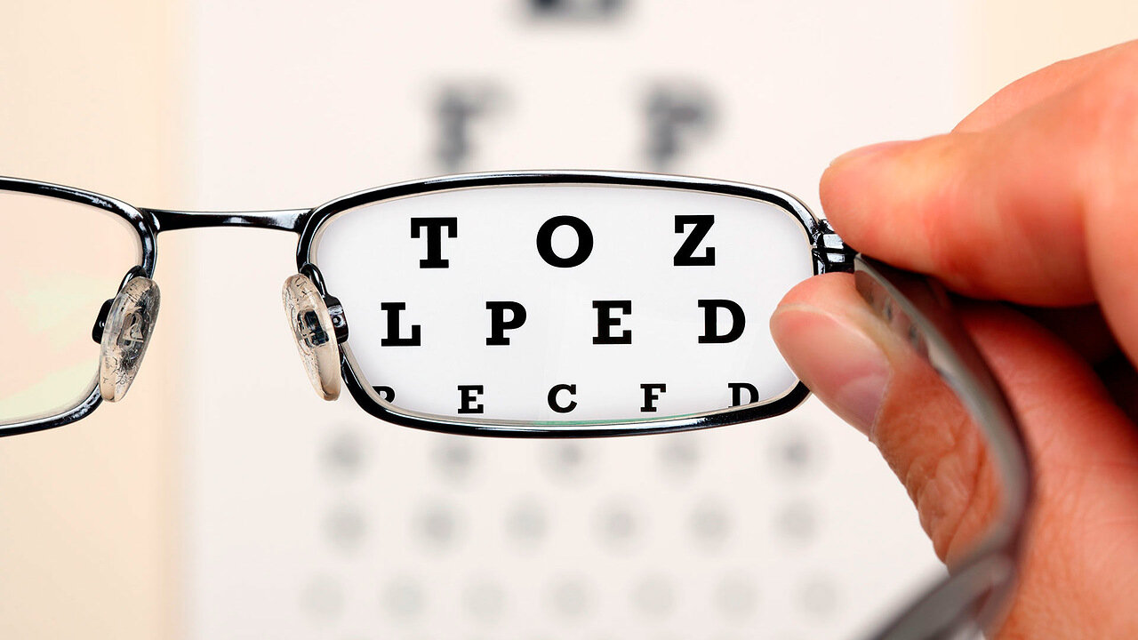 Как оптика может испортить зрение