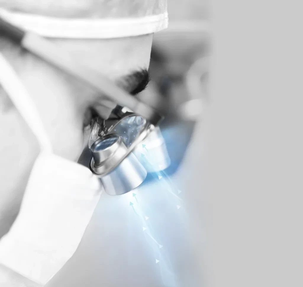 Чем опасен синий свет для стоматолога